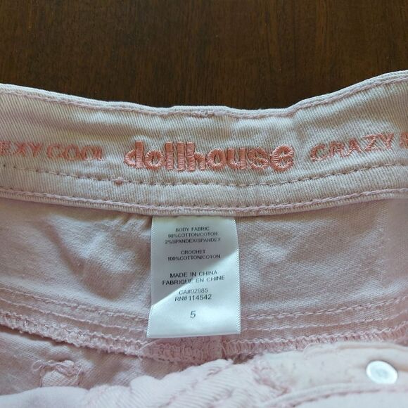 Dollhouse Shorts Size 5 - Picture 3 of 5